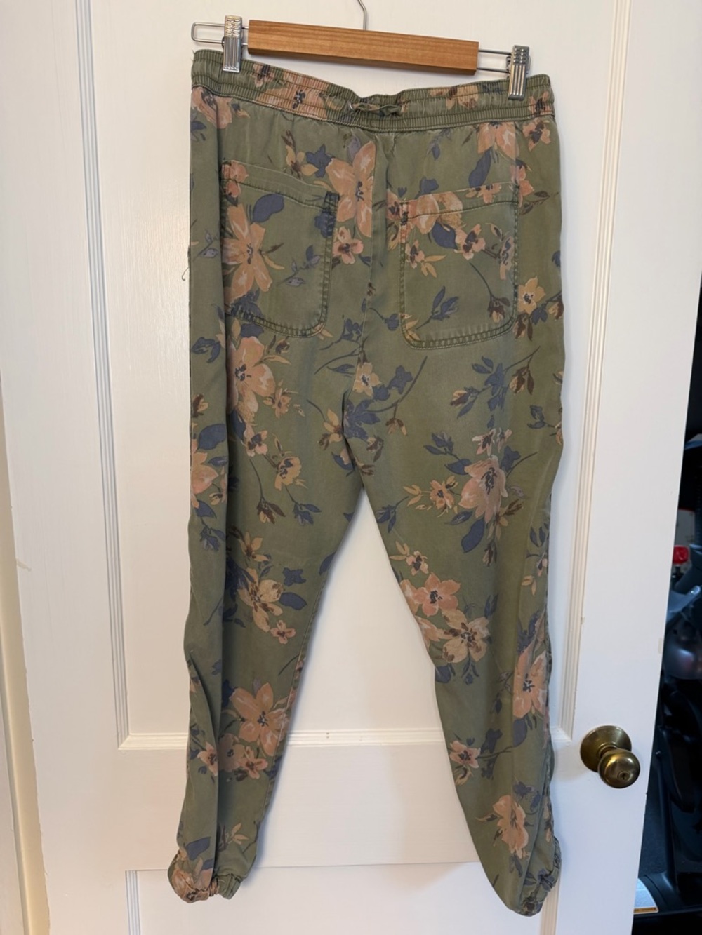Anthropologie Petite Floral Print Green Lyocell Drawstring Elastic Waist Jogger… - Picture 3 of 11